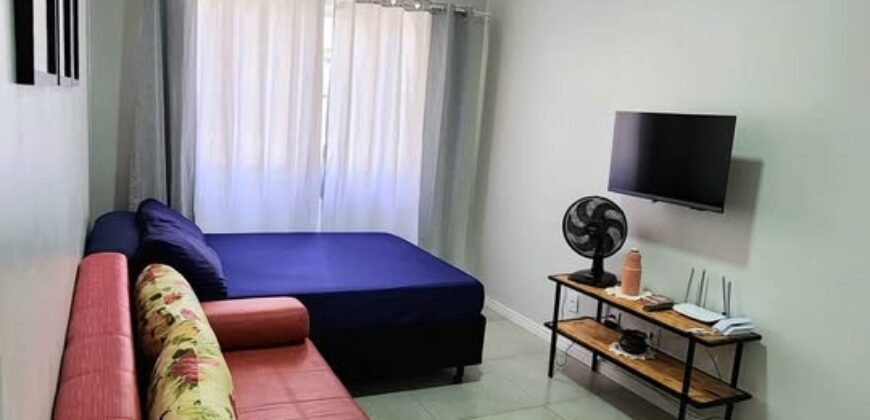 Apartamento com 1 Dormitório e Vista para o Mar na Praia de Bombas