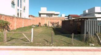 Terreno de 300m² Pronto para Construir na Praia de Zimbros