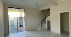 Sobrado com 3 Dormitórios Novo e Pronto para Morar na Praia de Bombas
