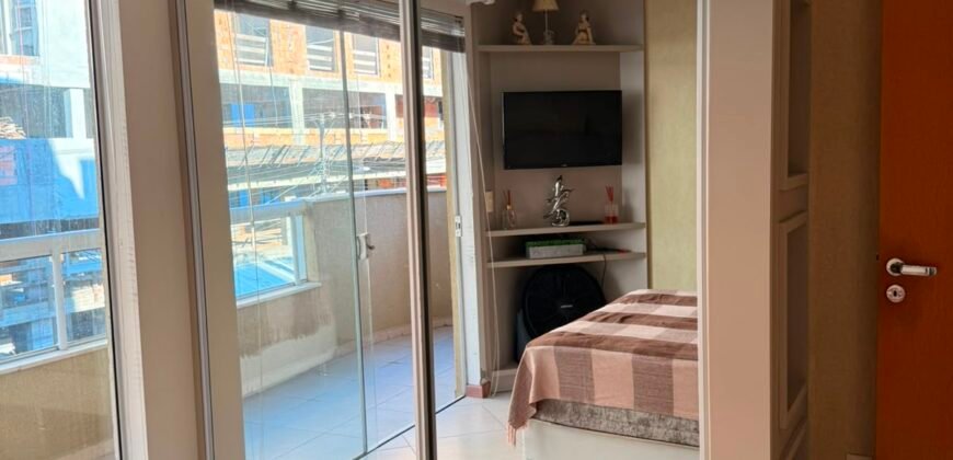Apartamento com 2 Dormitórios Mobiliado e Decorado na Praia de Bombas