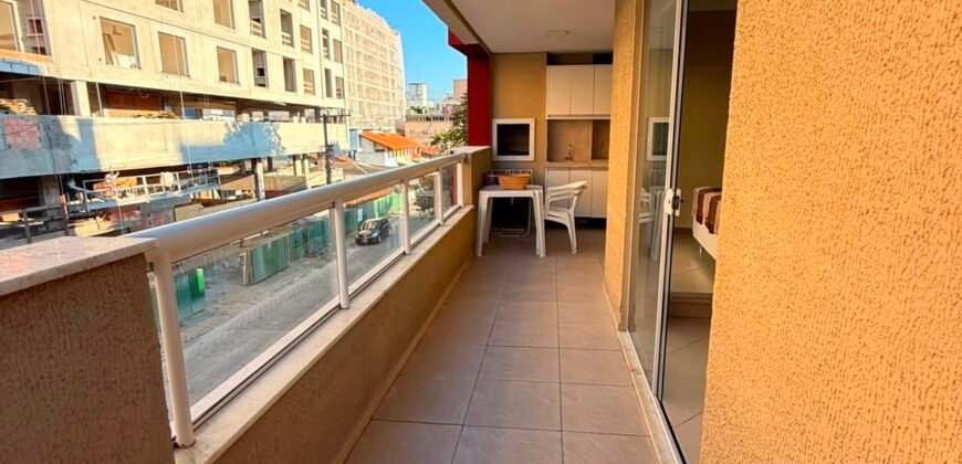 Apartamento com 2 Dormitórios Mobiliado e Decorado na Praia de Bombas