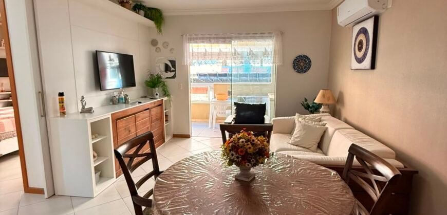 Apartamento com 2 Dormitórios Mobiliado e Decorado na Praia de Bombas