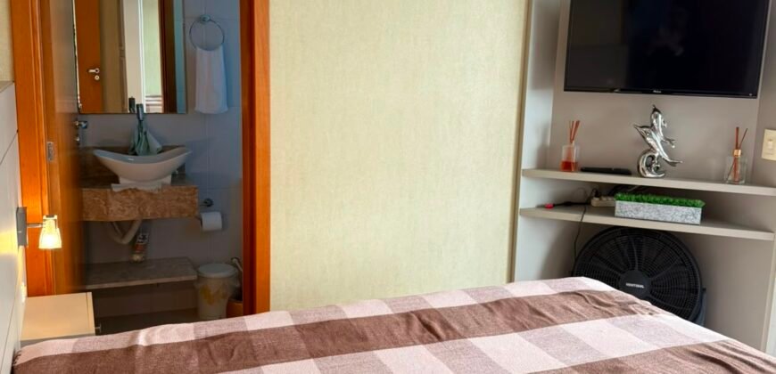 Apartamento com 2 Dormitórios Mobiliado e Decorado na Praia de Bombas