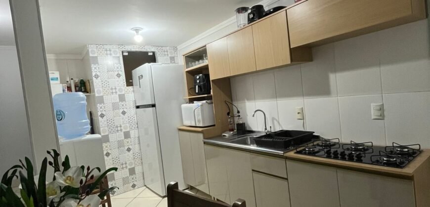 Apartamento à Venda na Praia de Bombas com 2 Dormitórios – R$ 800.000