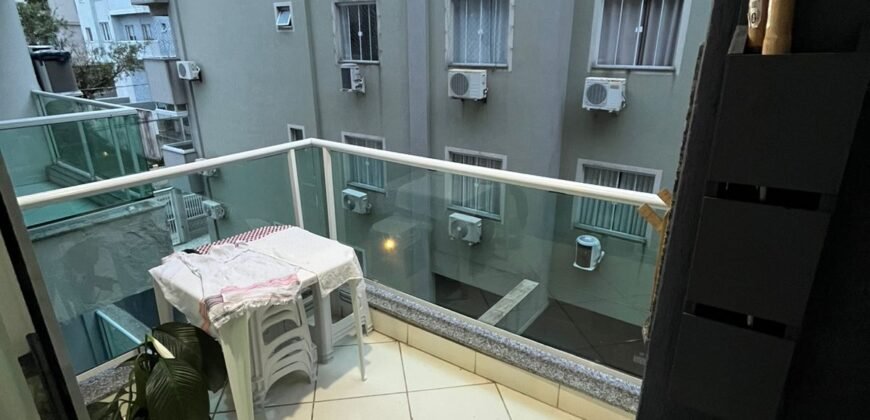 Apartamento à Venda na Praia de Bombas com 2 Dormitórios – R$ 800.000