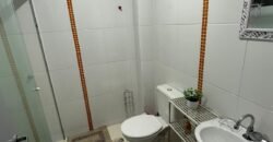 Apartamento à Venda na Praia de Bombas com 2 Dormitórios – R$ 800.000