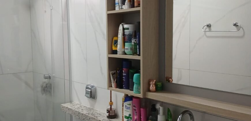 Excelente Casa na Praia de Bombas com 4 Dormitórios Por R$ 1.500.000